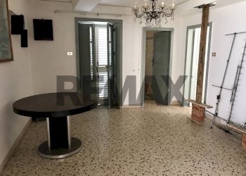 Hall / corridoio - Casa semi indipendente Via Mannella
 
69, Spadafora - foto 1