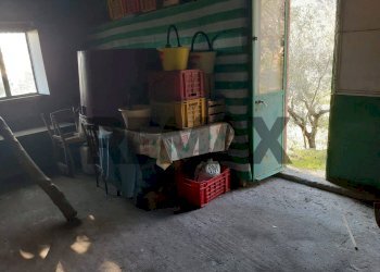 Dispensa di stoccaggio - Agricultural land Via Ronzini
123, Trecastagni - photo 14