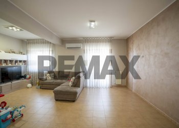 Soggiorno - Apartment Via Emanuele Macrì
 
9, Acireale - photo 5