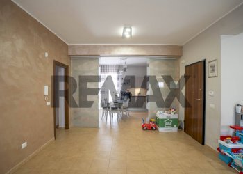 Hall / corridoio - Apartment Via Emanuele Macrì
 
9, Acireale - photo 7