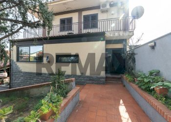 Casa all\'aperto - Trilocale Via dei Gerani
 
4, Mascalucia - foto 1