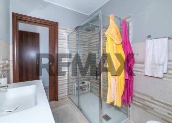 Bagno - Trilocale Via dei Gerani
 
4, Mascalucia - foto 11