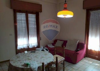 Foto 4 - Casa indipendente VIA S.PELLICO
 
35/37, Paterno - foto 4