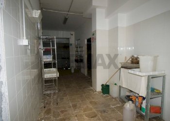 Hall / corridoio - Negozio Via scala Sant'Anna
18-20-24-26, Aci Catena - foto 4