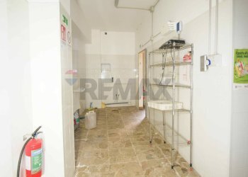 Bagno - Negozio Via scala Sant'Anna
18-20-24-26, Aci Catena - foto 8