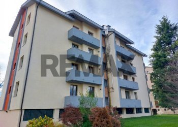 Edificio all\'aperto - Trilocale via Velasca
 
54, Vimercate - foto 1