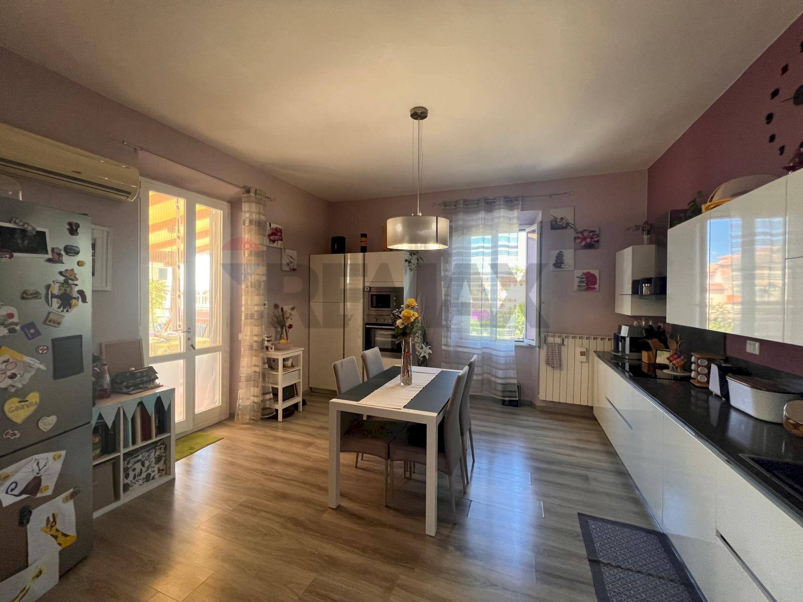 Sala da pranzo - Casa indipendente Case Nuove
8, Rosignano Marittimo - foto 3