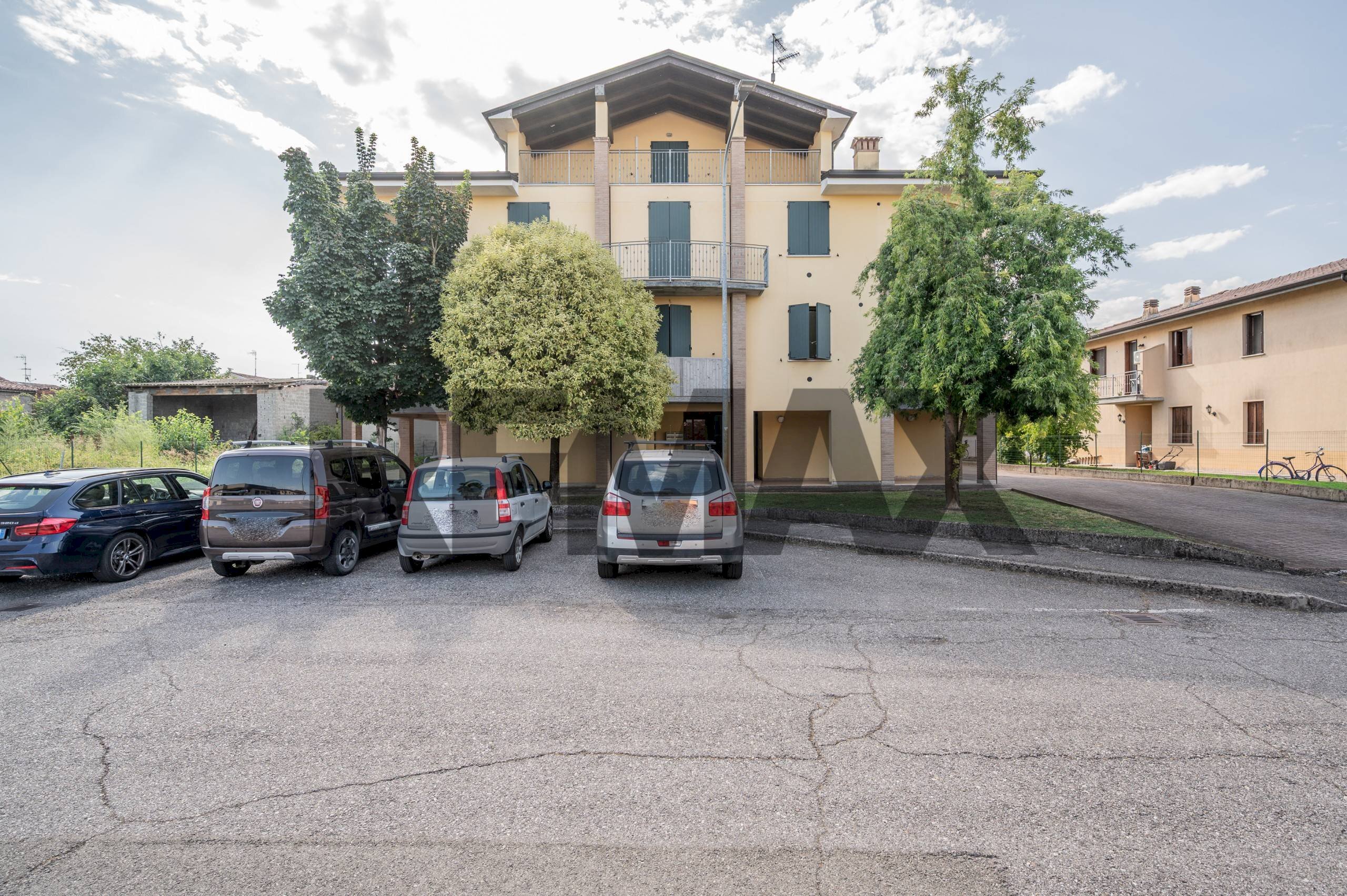 Edificio all\'aperto - Trilocale Via Gandhi
 
3, Dosolo - foto 1