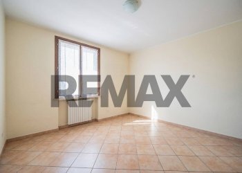 Stanza vuota - Three-room apartment Via Gandhi
 
3, Dosolo - photo 12