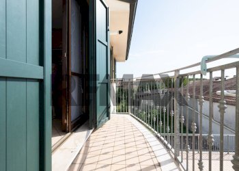 Balcone - Three-room apartment Via Gandhi
 
3, Dosolo - photo 22
