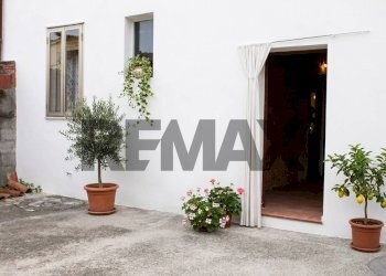 Casa all\'aperto - Casa semi indipendente Via Padre Kolbe
 
15, Commessaggio - foto 9