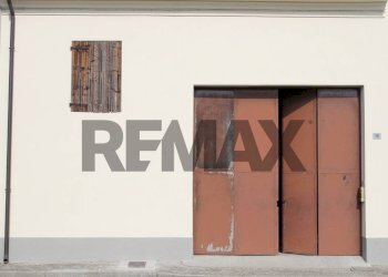 Edificio all\'aperto - Casa semi indipendente Via Padre Kolbe
 
15, Commessaggio - foto 2