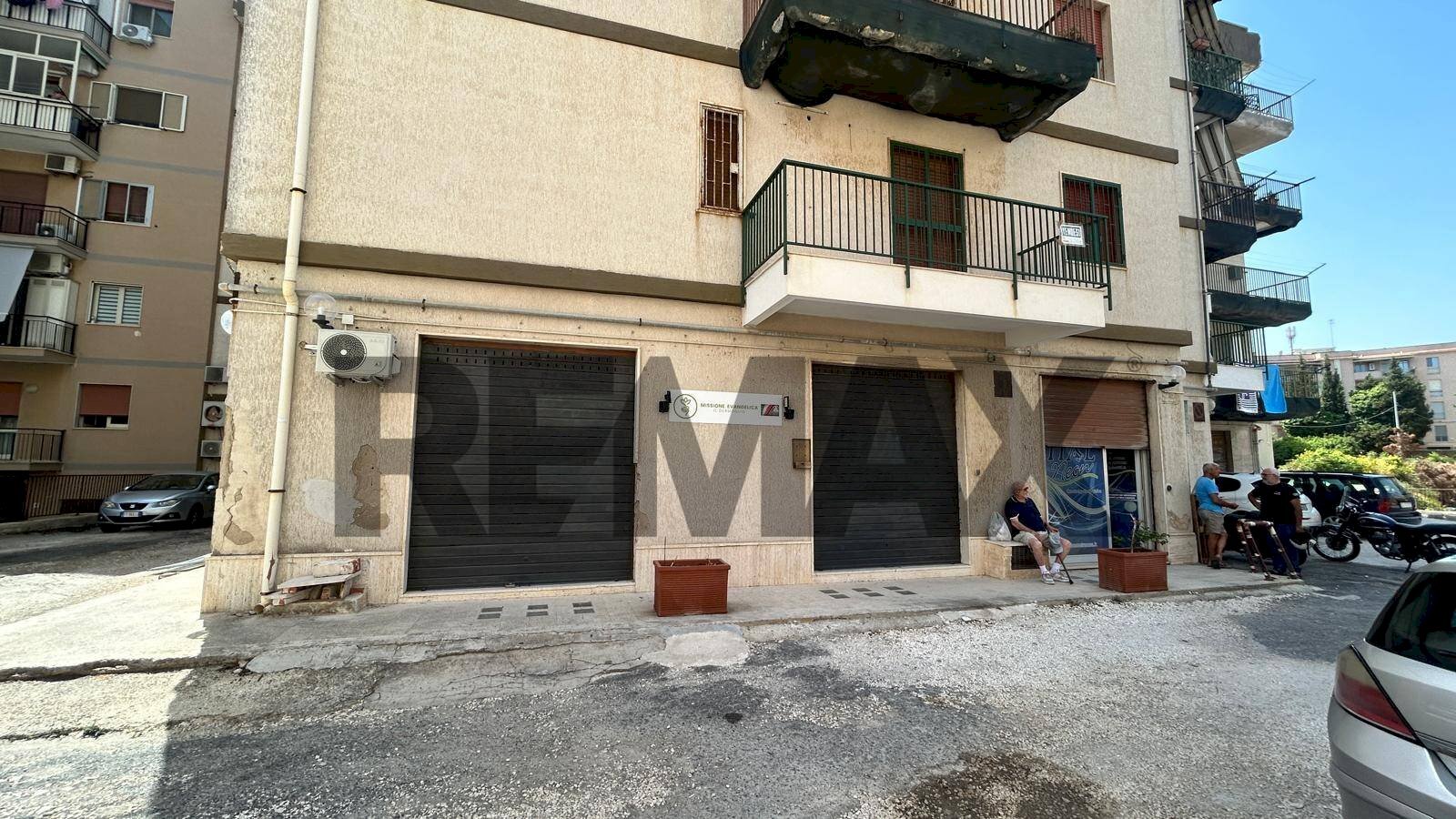 Edificio all\'aperto - Shop via Alcibiade
 
62, Siracusa - photo 1