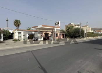 Edificio all\'aperto - Commercial Premises via santa lucia
52, Avola - photo 20