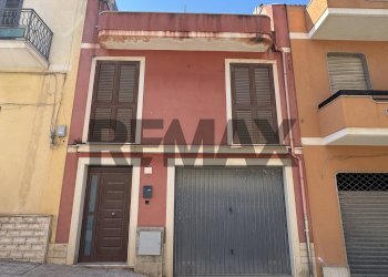 Edificio all\'aperto - Casa indipendente via Palestro
 
152, 154, Pachino - foto 2