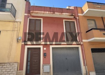 Edificio all\'aperto - Casa indipendente via Palestro
 
152, 154, Pachino - foto 5