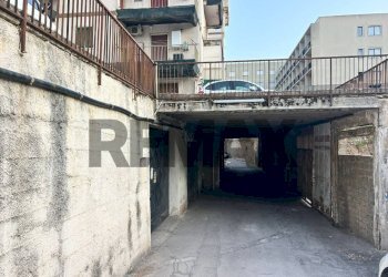 Edificio all\'aperto - Box via Alcibiade
 
60, Siracusa - foto 2