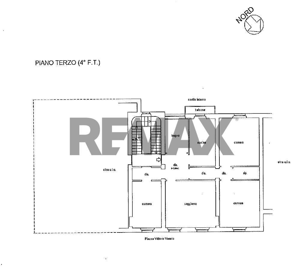 Pianta 2D - Apartment Piazza Vittorio Veneto
 
4/5, Altare - floor plans 1