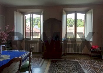 Sala da pranzo - Appartamento Piazza Vittorio Veneto
 
4/5, Altare - foto 3