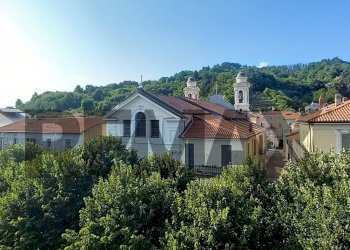 Casa all\'aperto - Appartamento Piazza Vittorio Veneto
 
4/5, Altare - foto 22