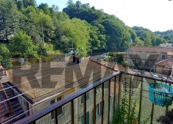 Balcone - Appartamento Piazza Vittorio Veneto
 
4/5, Altare - foto 23