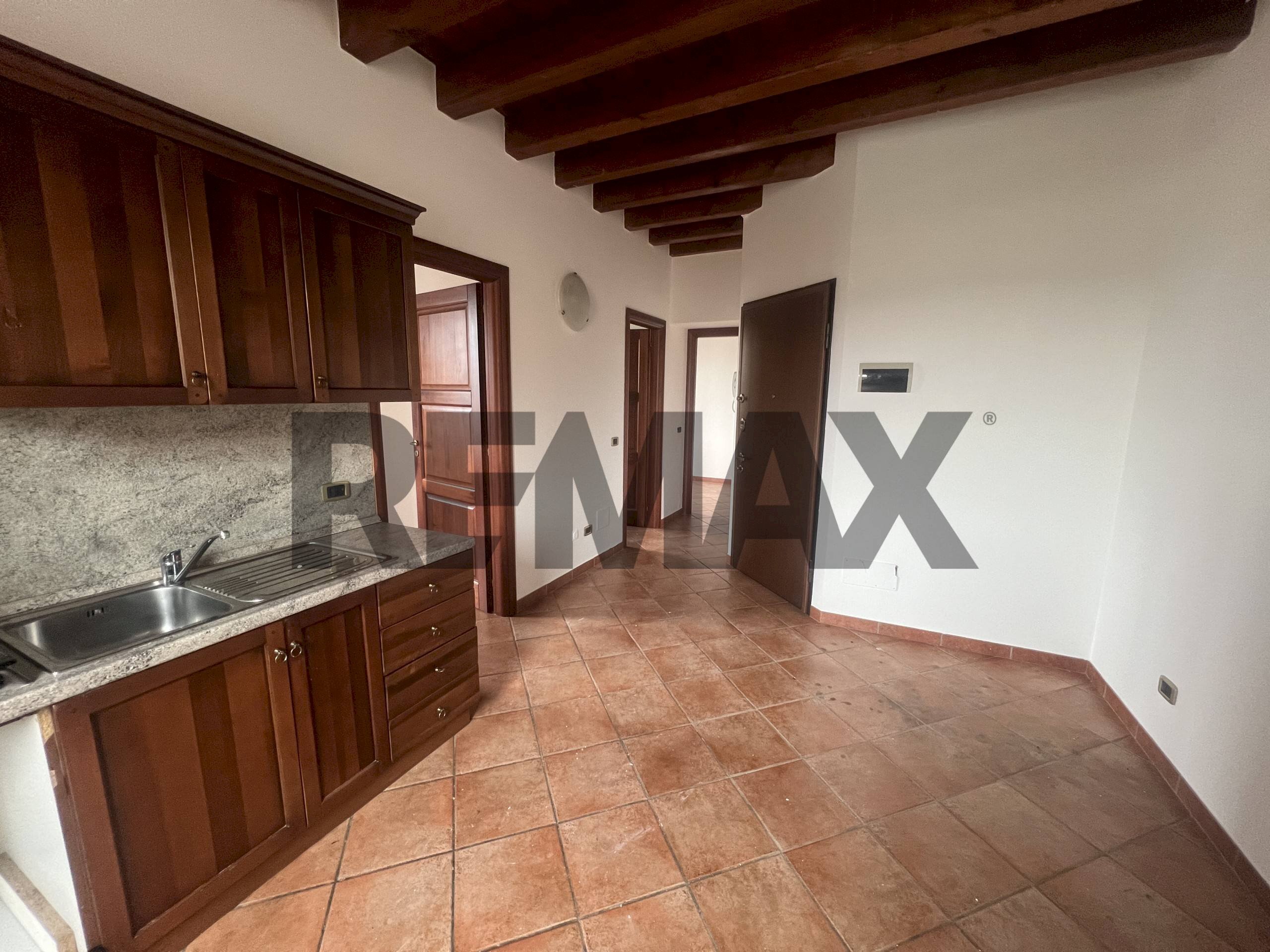 Cucina - Three-room apartment VIA VITTORIO EMANUELE
153, Capriolo - photo 2