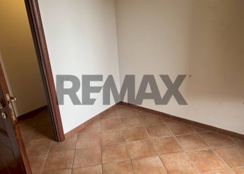 Stanza vuota - Three-room apartment VIA VITTORIO EMANUELE
 
153, Capriolo - photo 7