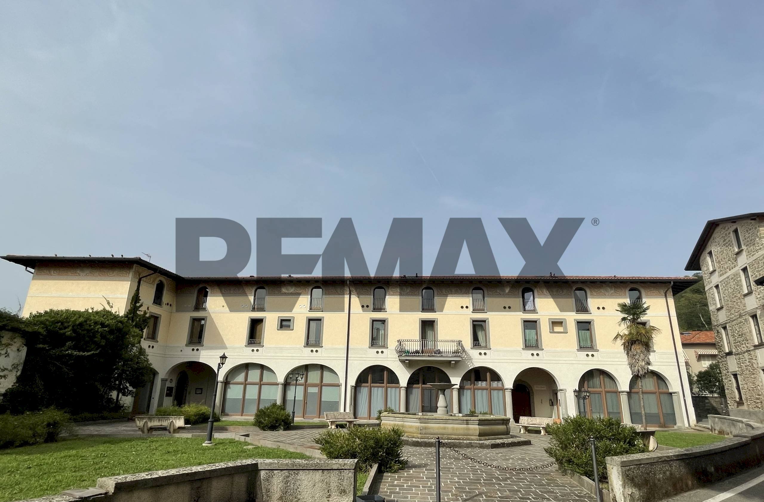 Edificio all\'aperto - Monolocale VIA VITTORIO EMENUELE
 
153, Capriolo - foto 2