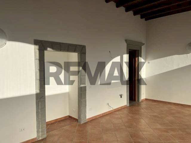 Stanza vuota - Two-room apartment VIA VITTORIO EMENUELE
153/B, Capriolo - photo 3