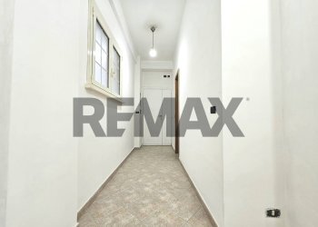 Hall / corridoio - Bilocale via Pier Giorgio Frassati
19, Marino - foto 25