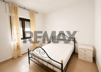 Camera / camera da letto - Two-room apartment Via Parigi
12, Sassari - photo 9