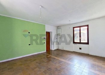 Stanza vuota - Bilocale VIA CAVOUR
 
19, Mornago - foto 5