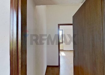 Hall / corridoio - Bilocale VIA CAVOUR
 
19, Mornago - foto 10