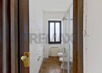 Bagno - Bilocale VIA CAVOUR
 
19, Mornago - foto 12