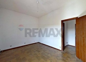 Stanza vuota - Bilocale VIA CAVOUR
 
19, Mornago - foto 17