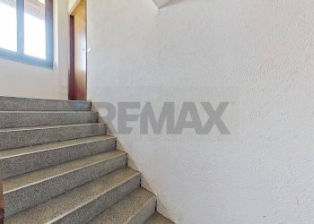 Scale - Bilocale VIA CAVOUR
 
19, Mornago - foto 21