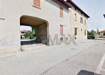 Edificio all\'aperto - Bilocale VIA CAVOUR
 
19, Mornago - foto 23