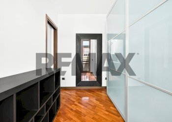 Hall / corridoio - Trilocale VIA ALIGI SASSU
 
164, Marnate - foto 18