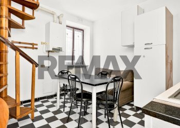 Sala da pranzo - Casa semi indipendente VIA CHIARI
 
6, Busto Arsizio - foto 7