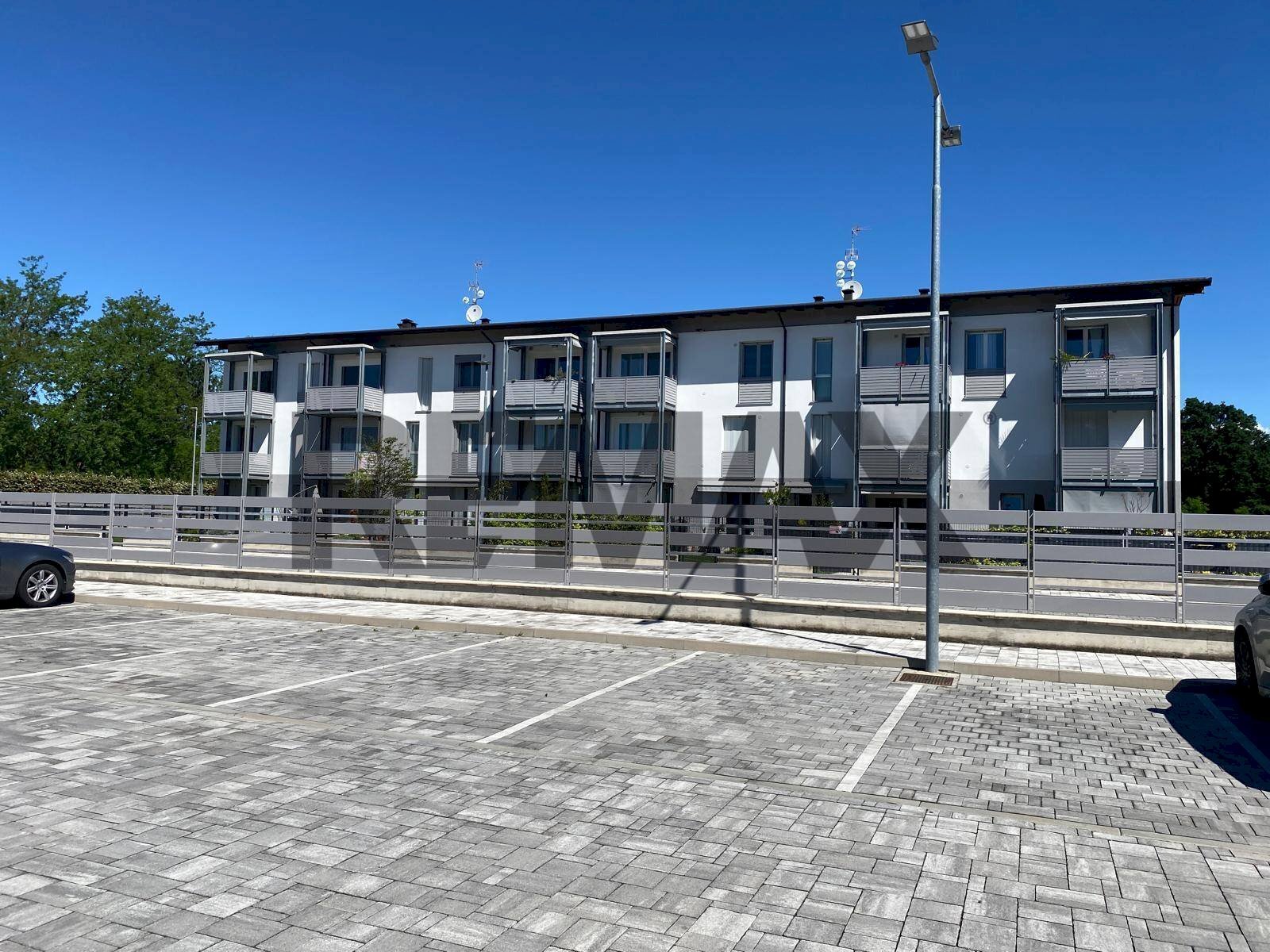 Edificio all\'aperto - Box FAENZA
3, Cairate - foto 3