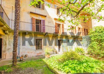 Edificio all\'aperto - Casa semi indipendente Piazza Cacciami
 
3, Grignasco - foto 4