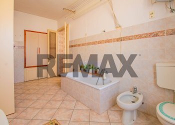 Bagno - Casa semi indipendente Piazza Cacciami
 
3, Grignasco - foto 23