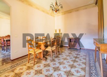 Sala da pranzo - Casa semi indipendente Piazza Cacciami
 
3, Grignasco - foto 28