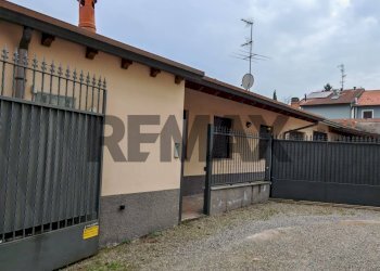 Casa all\'aperto - Loft VIA ZAROLI
 
75, Legnano - foto 10
