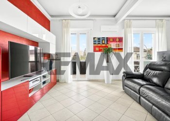 Soggiorno - Casa semi indipendente MONTE ROSA
 
15, Rescaldina - foto 4