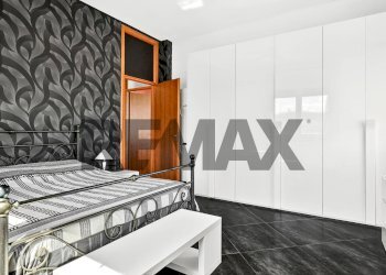 Camera / camera da letto - Casa semi indipendente MONTE ROSA
 
15, Rescaldina - foto 13