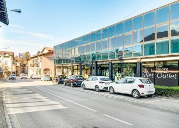Edificio all\'aperto - Commercial Premises Via Roncari
39, Besozzo - photo 23