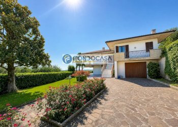 Foto 2 - Villa via Bottino basso
2, Lonato del Garda - photo 2