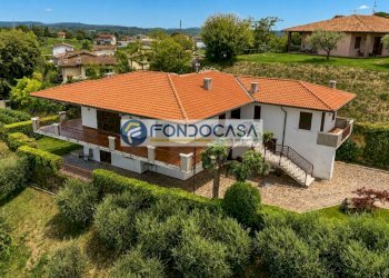 Foto 1 - Villa via Bottino basso
 
2, Lonato del Garda - foto 1