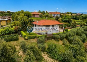 Foto 2 - Villa via Bottino basso
 
2, Lonato del Garda - foto 2
